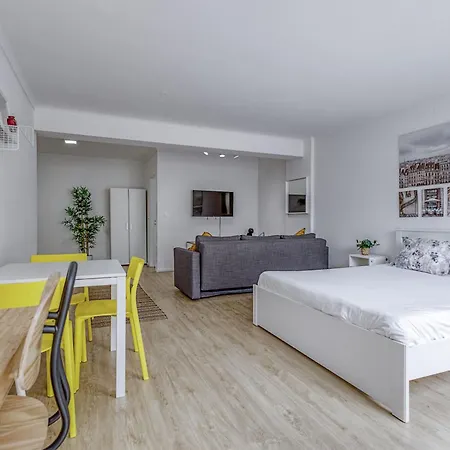 Travel & Live Alegria Apartments Porto Exterior photo